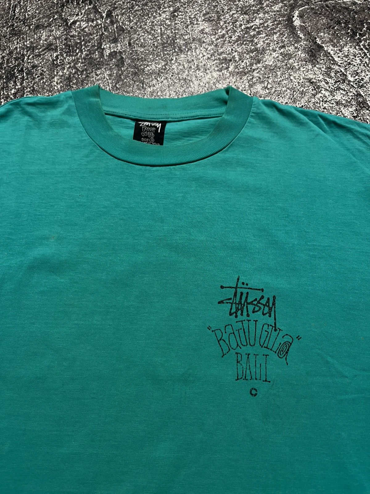 Stussy Vintage Stussy Bali Very Rare T-Shirt Size US L / EU 52-54 / 3 - 2 Thumbnail