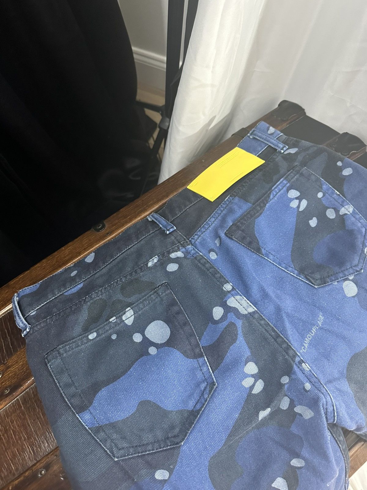Off-White OFF WHITE CAMO BLUE DENIM PANTS Size US 31 - 9 Thumbnail