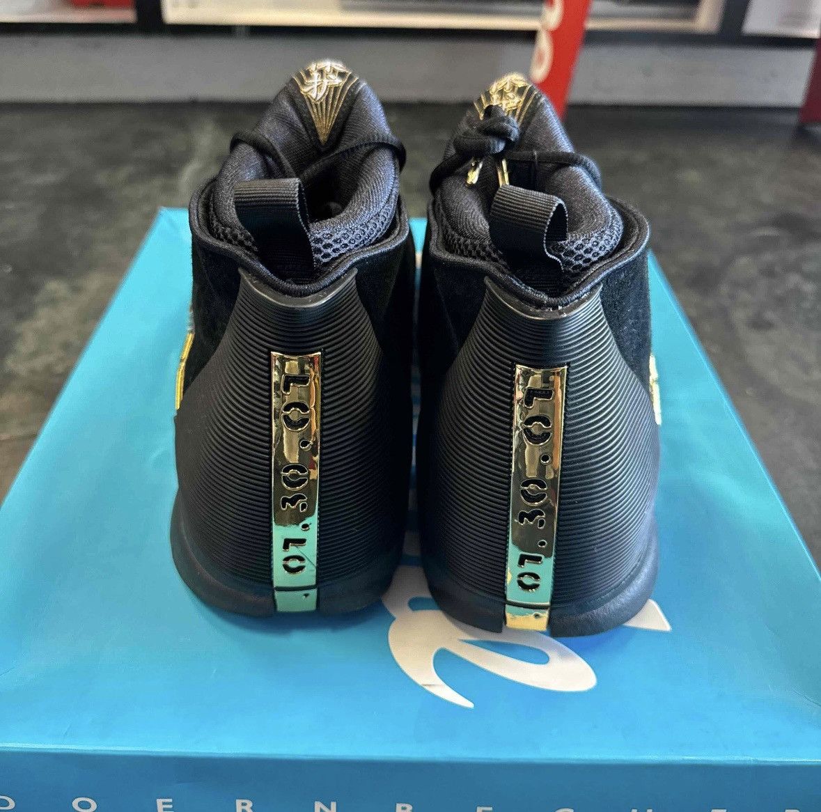 Nike Jordan 15 DB Size US 12.5 / EU 45-46 - 4 Thumbnail