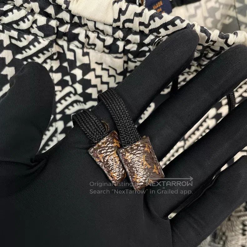 Louis Vuitton Louis Vuitton Black and white houndstooth drawstring slack Size US 36 / EU 52 - 4 Thumbnail