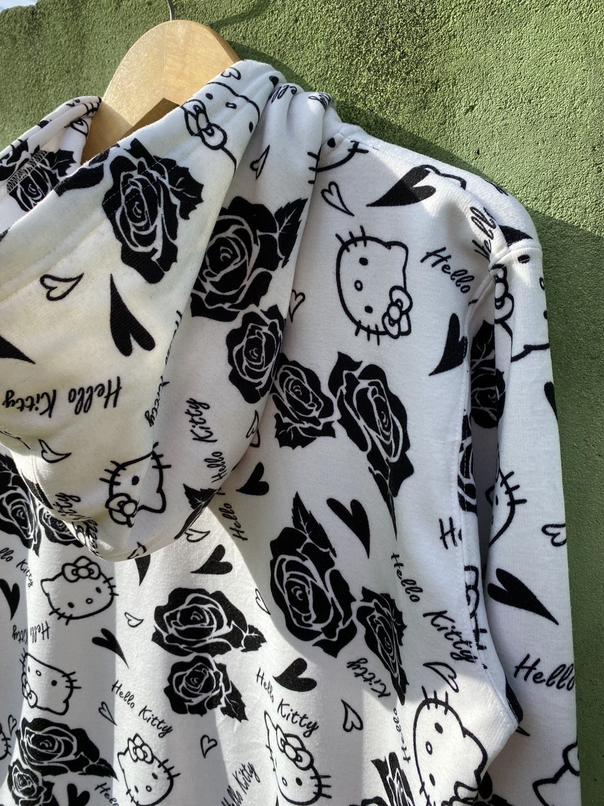 Japanese Brand Hello Kitty Japan All Over Print Zip Hoodie Black White Y2K Size US M / EU 48-50 / 2 - 12 Thumbnail