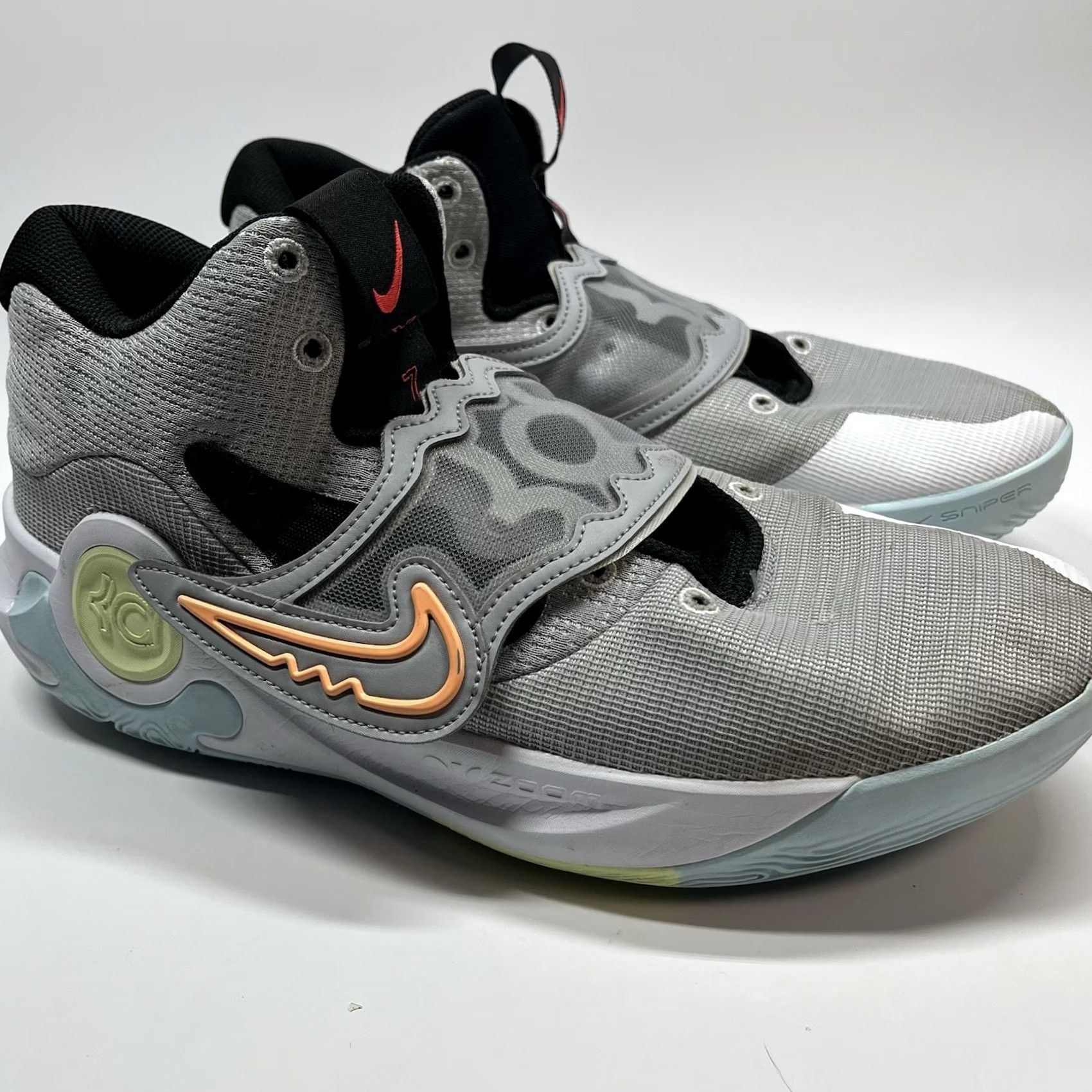 Nike Nike KD Trey 5 X Wolf Grey Barely Volt Basketball Men Size 13 Shoes Size US 12 / EU 45 - 2 Thumbnail