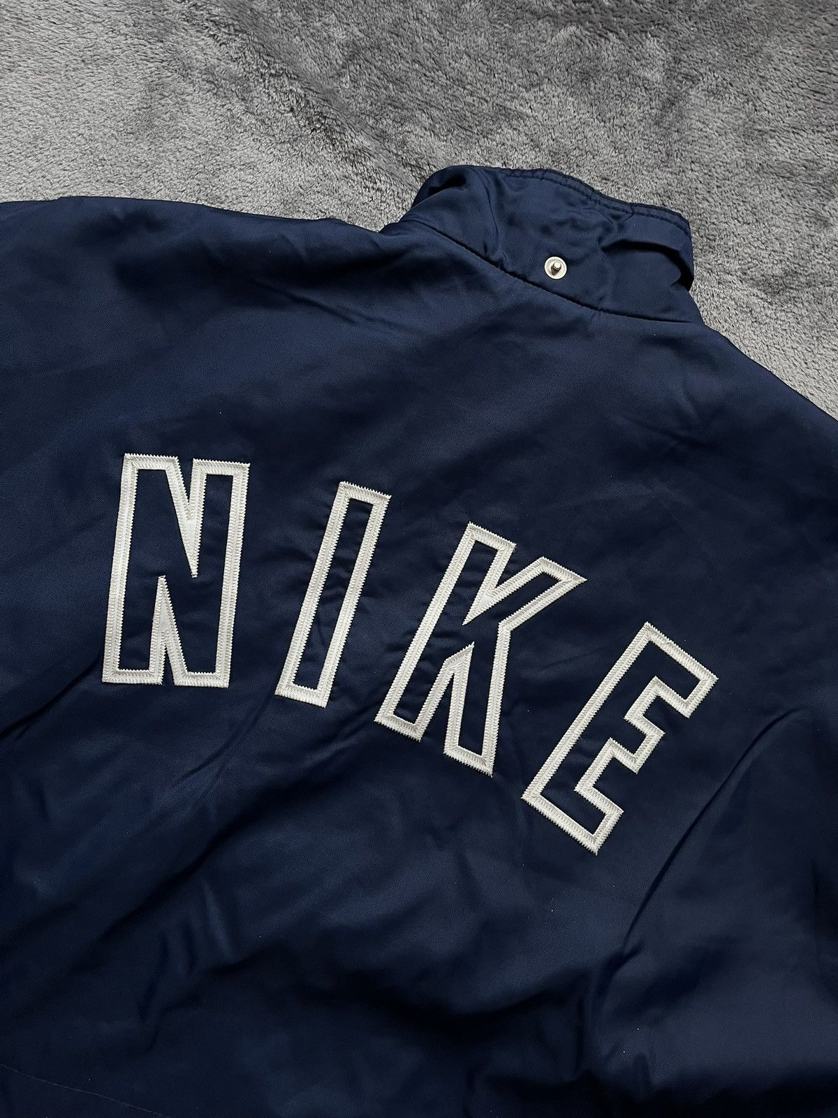 Nike 90s Nike Big Spellout Logo Down Jacket Swoosh Y2k Retro Size US XL / EU 56 / 4 - 7 Thumbnail