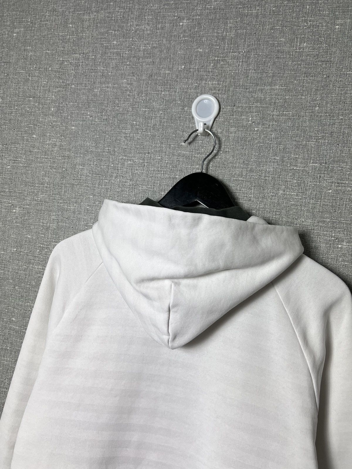 Nike Rare Vintage Nike Zip Up Multi Pocket Hoodie Small Logo Size US M / EU 48-50 / 2 - 18 Thumbnail