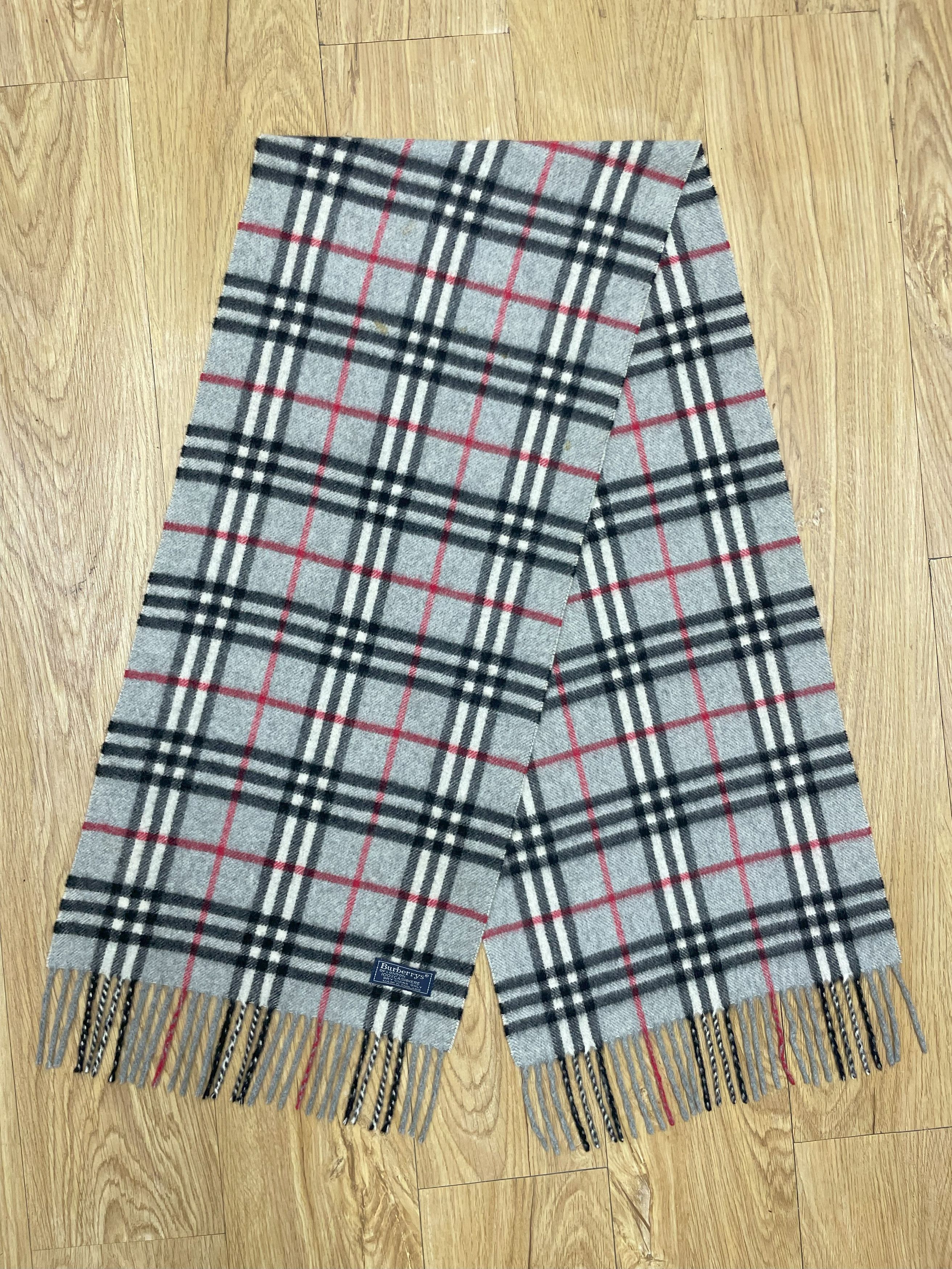Burberry Burberrys Scarf / Muffler - 6165 Size ONE SIZE - 4 Thumbnail