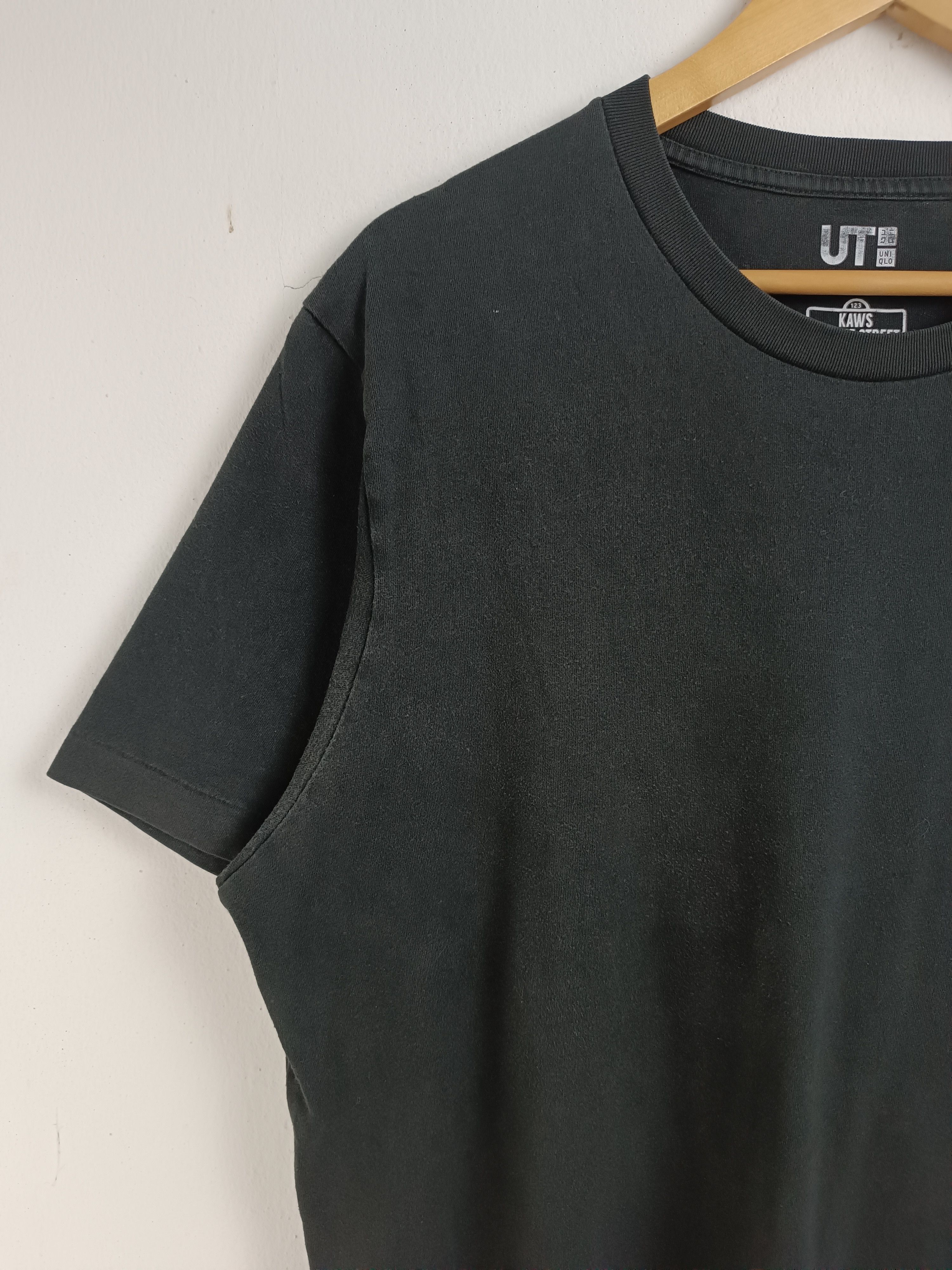 Kaws VINTAGE FADED KAWS X SESAME STREET POCKET TEE VERY RARE Size US L / EU 52-54 / 3 - 6 Thumbnail