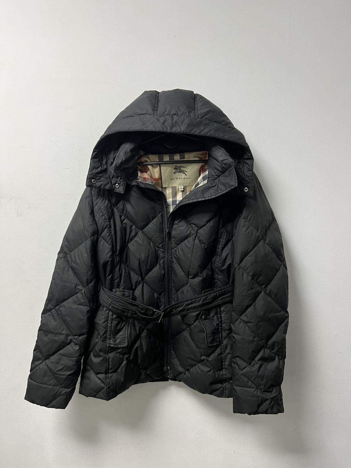 Burberry Burberry Puffer Jacket Luxury Size XL / US 12-14 / IT 48-50 - 1 Thumbnail