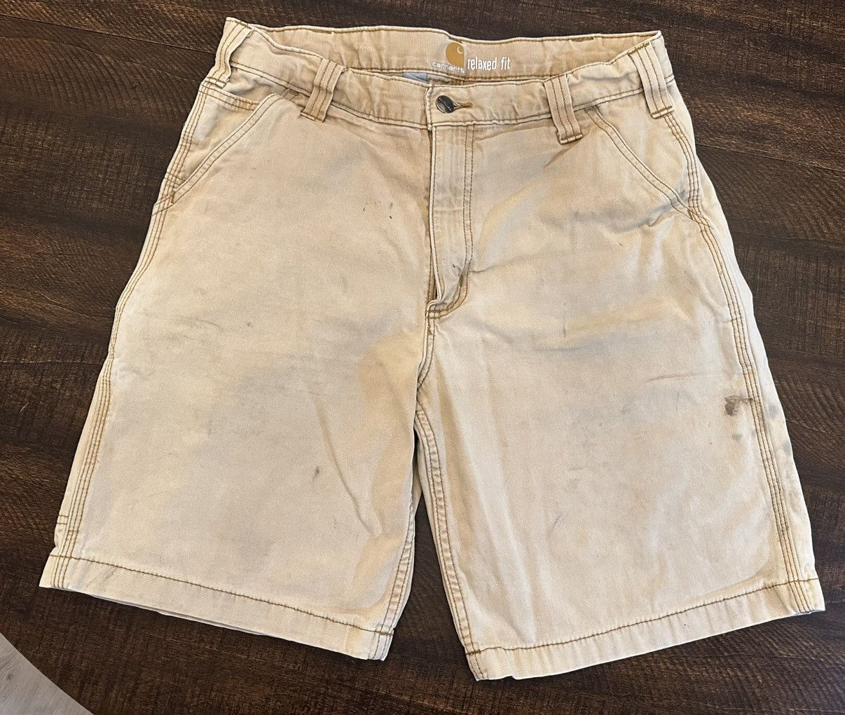 Carhartt Carhartt Tan Men's Shorts Size 34x9.5 Relaxed Fit-Spots- Size US 34 / EU 50 - 1 Thumbnail