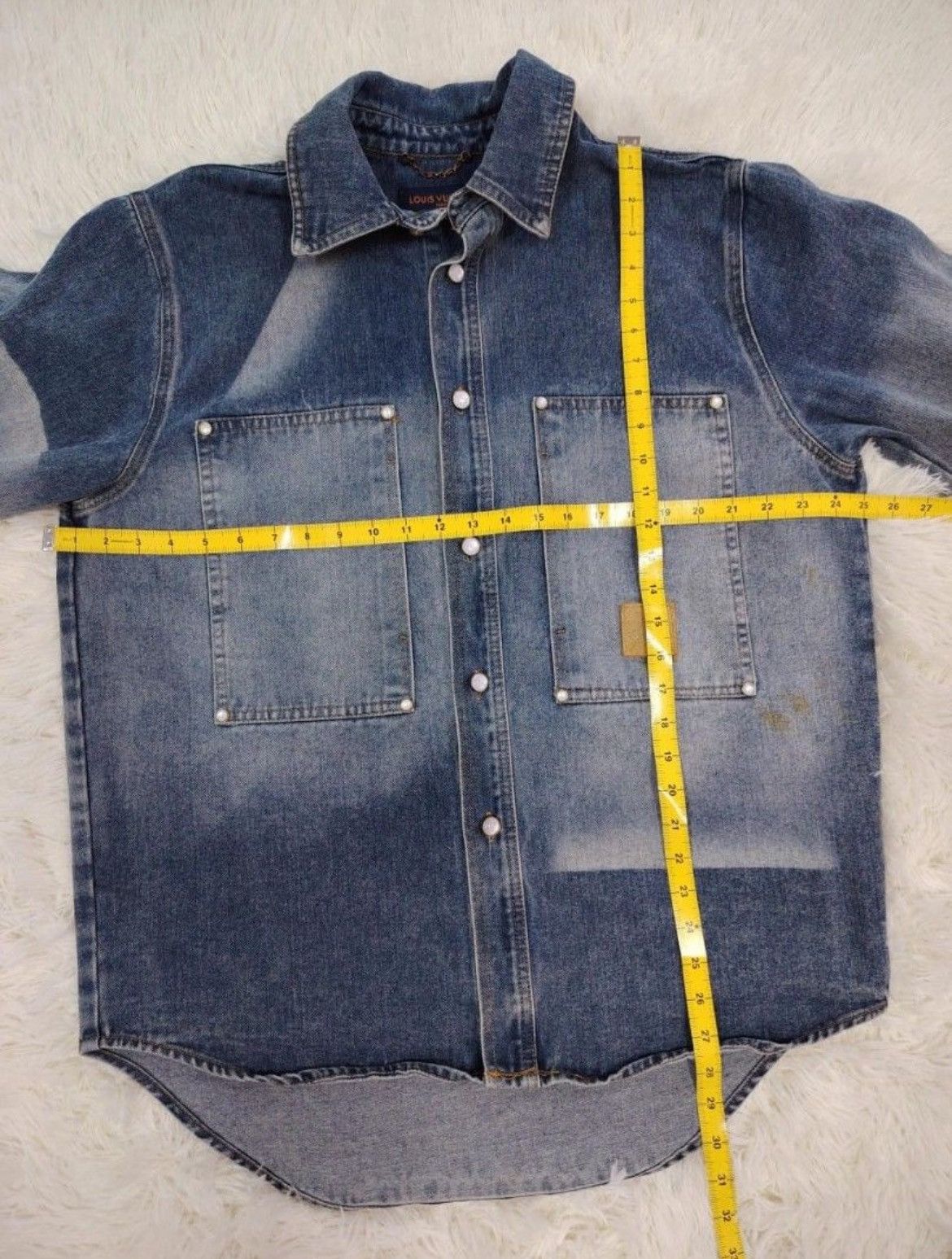 Louis Vuitton Authentic Louis Vuitton Denim Shirt Size US L / EU 52-54 / 3 - 3 Thumbnail