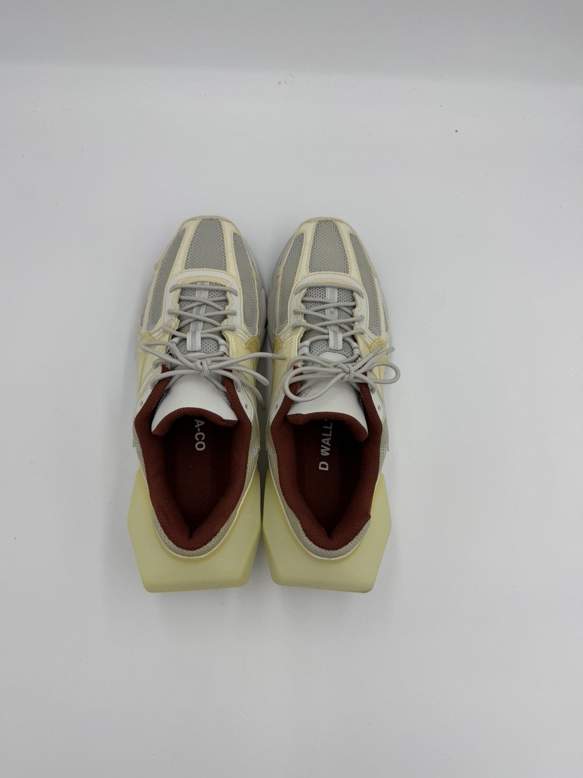 A-COLD-WALL* × Nike Zoom Vomero 5 Sail Size US 10 / EU 43 - 3 Thumbnail