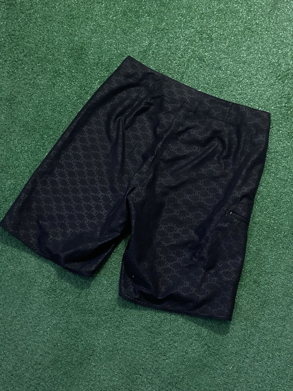 DC Dc shorts pants Size US 31 - 9 Thumbnail