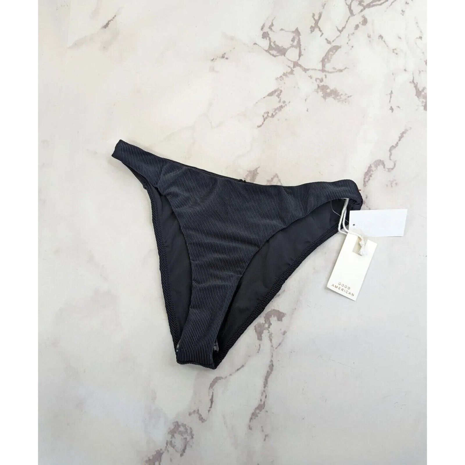 Good American Good American Swim Bottom Women Medium Black Rib Mid Bikini Size M / US 6-8 / IT 42-44 - 1 Thumbnail