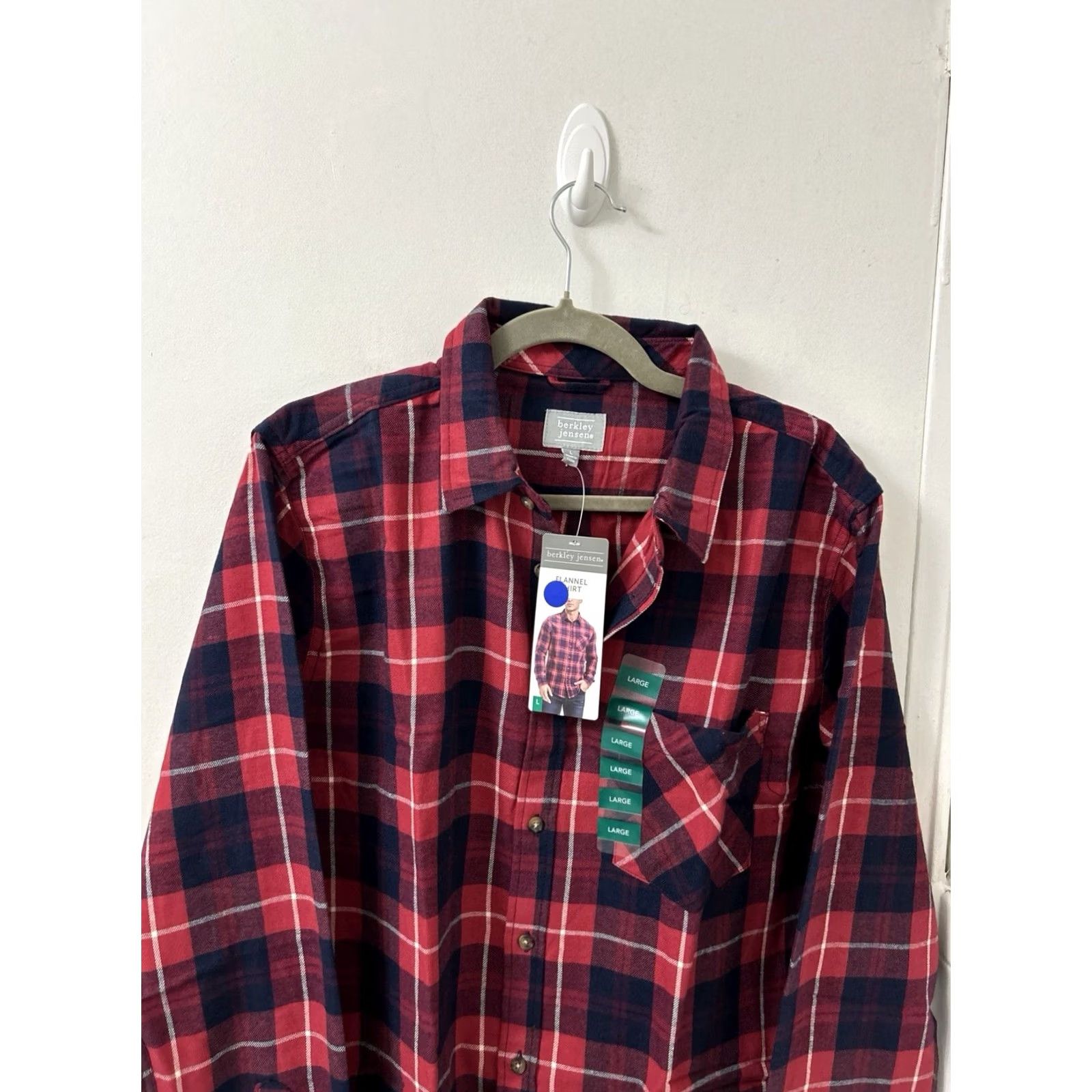 Vintage Berkley Jensen Shirt Mens L Red Plaid Flannel Button Down Long Sleeve NWT Size US L / EU 52-54 / 3 - 2 Thumbnail