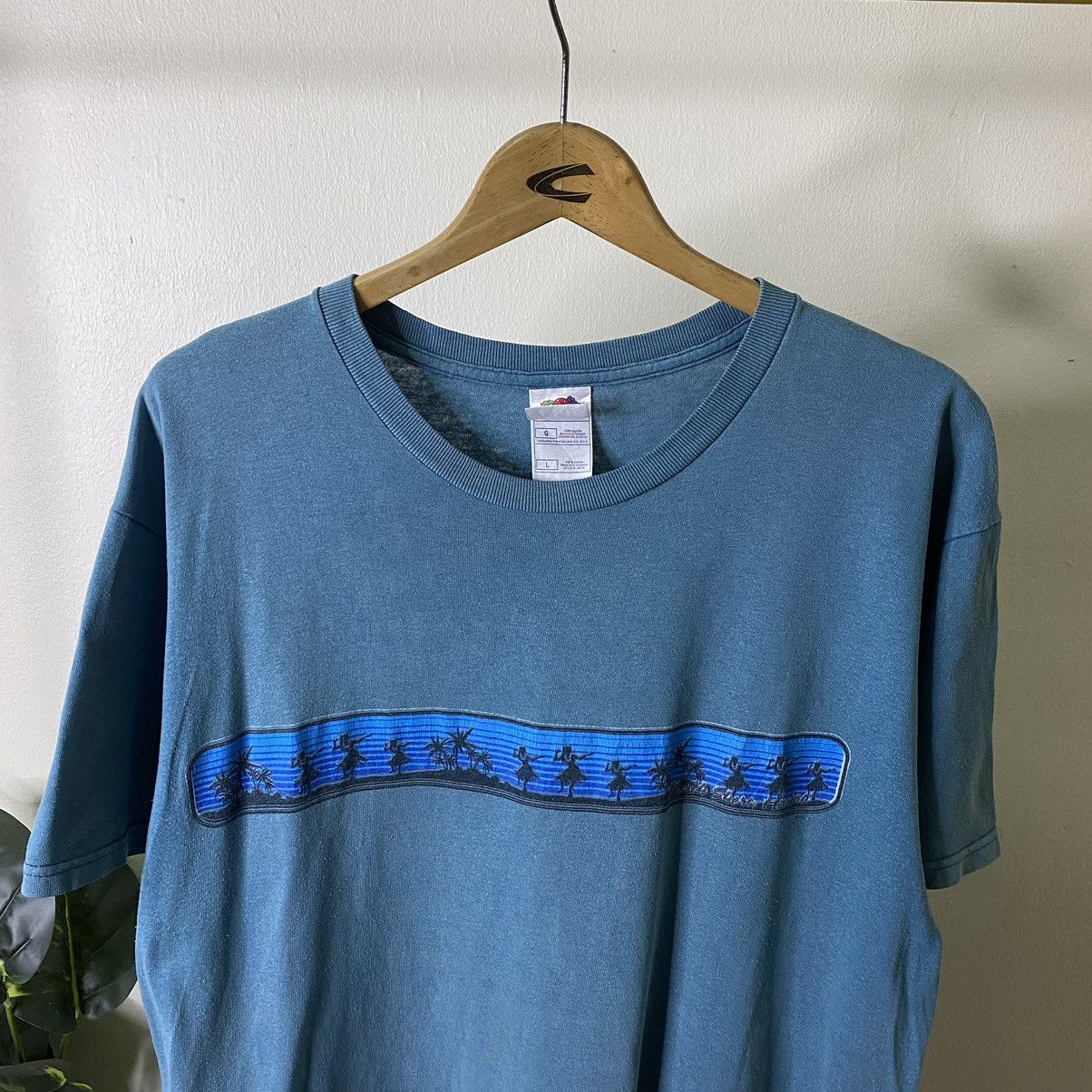 Vintage Vintage 2000s Hawaii Surf Tee Size US L / EU 52-54 / 3 - 2 Thumbnail
