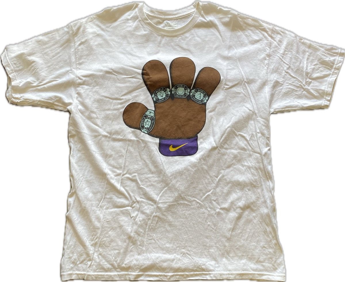 Nike Kobe Bryant T-Shirt #24 #8 Puppet Hands LA Lakers XL