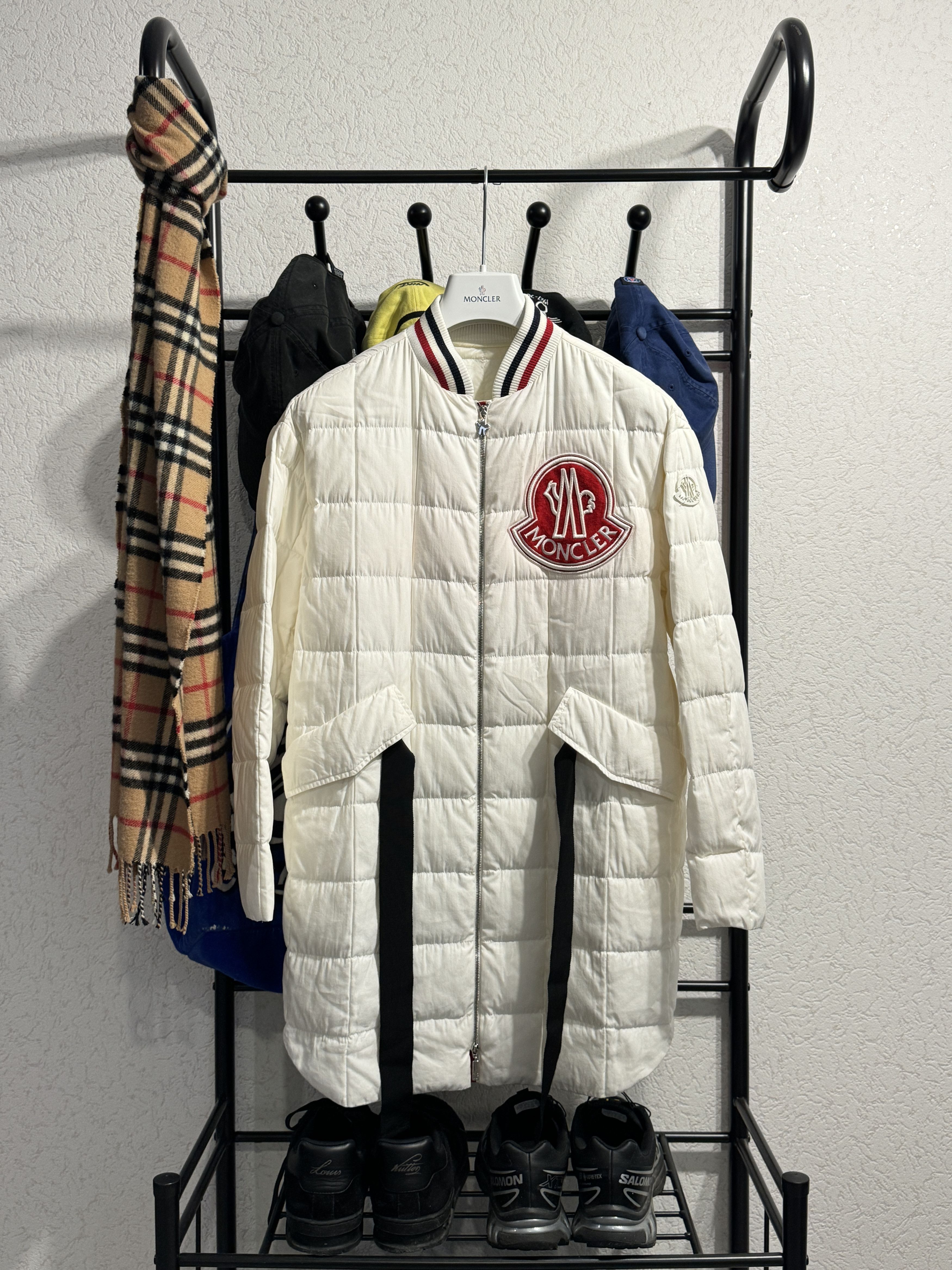 Moncler Moncler Gamme Rouge white puffer coat Size S / US 4 / IT 40 - 1 Thumbnail