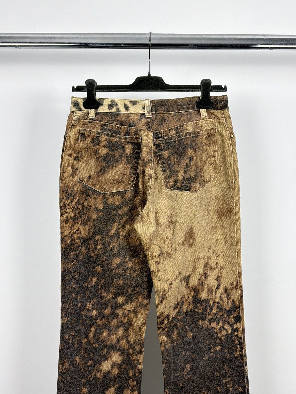 Roberto Cavalli Roberto Cavalli 2000’s Flared Leopard Explosion Denim Jeans Size 28" / US 6 / IT 42 - 7 Thumbnail