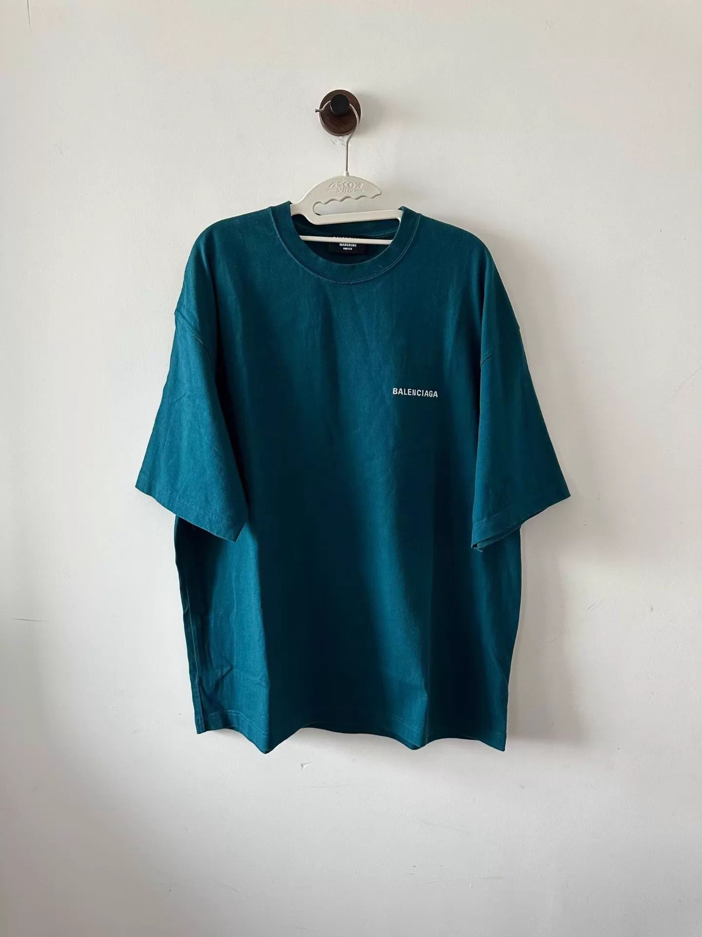 Balenciaga Balenciaga Front & Back Embroidered Short Sleeve Tee XL Size US XL / EU 56 / 4 - 1 Thumbnail