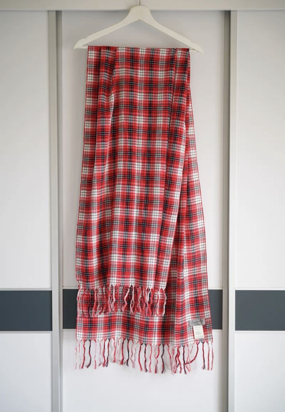 Yohji Yamamoto Yohji Yamamoto 13ss Red Plaid Fringe Scarf K4 Size ONE SIZE - 1 Thumbnail