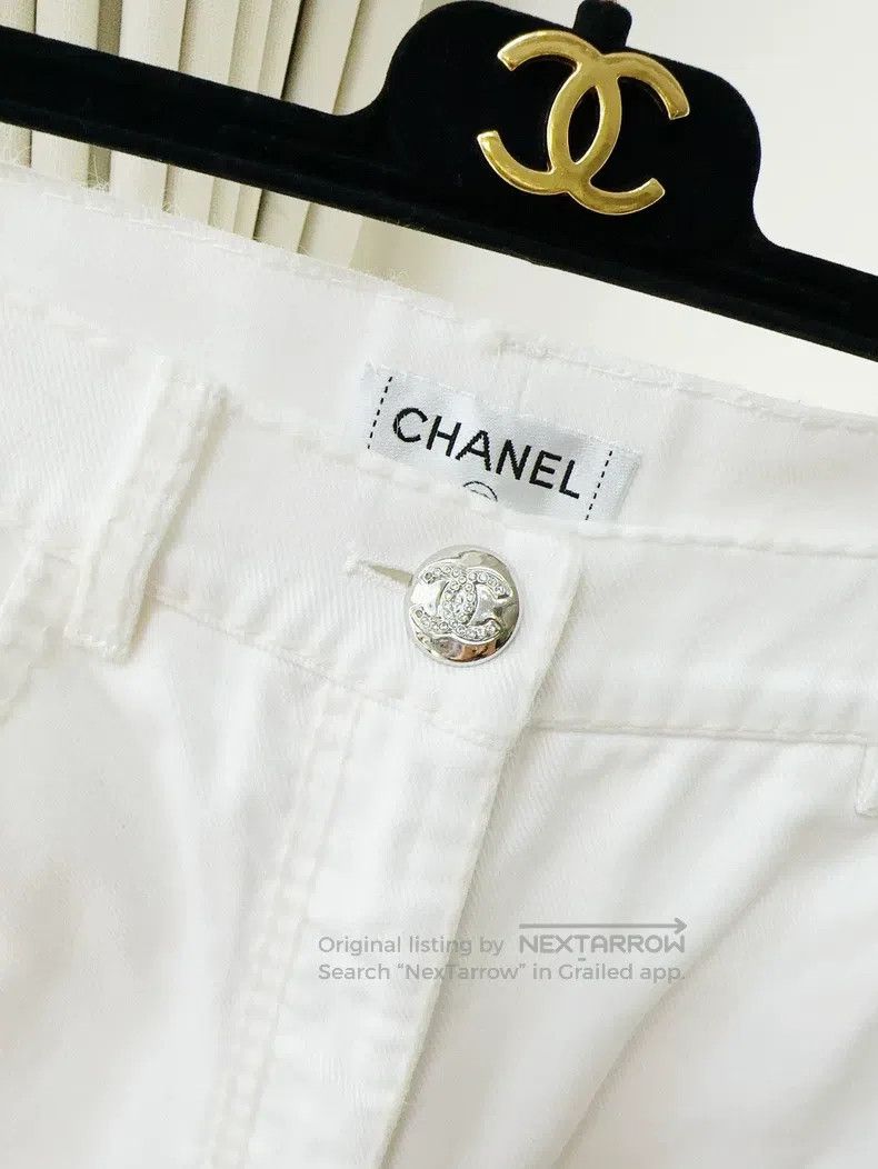 Chanel Chanel 24N Coco neige ski series white cartoon double C po Size 24" / US 00 / IT 34 - 4 Thumbnail