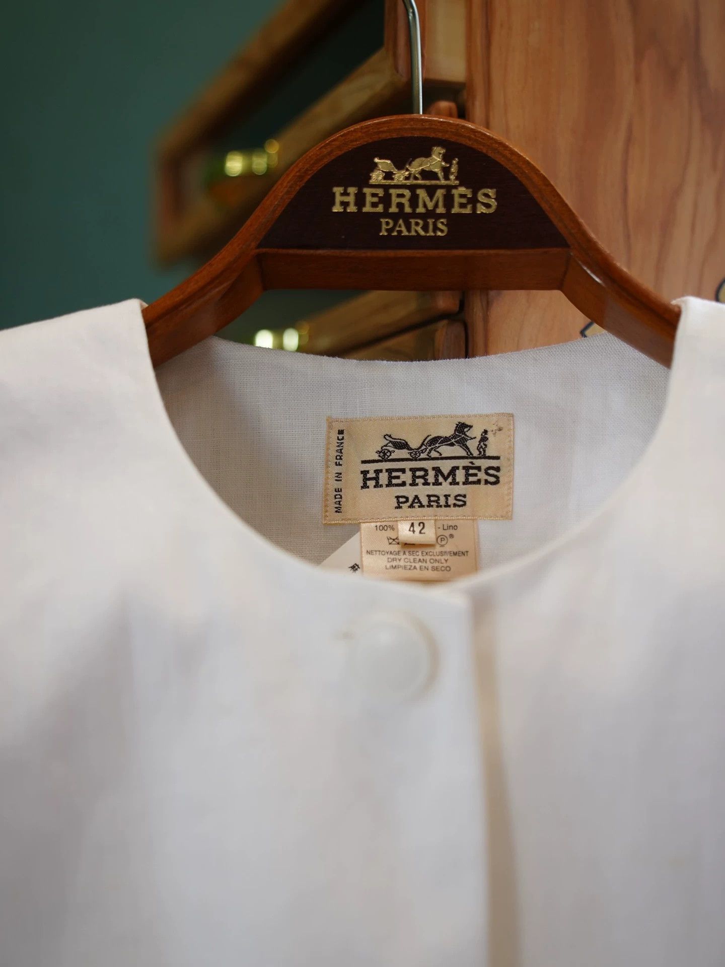 Hermes Hermes Vtg White Linen Crew Neck 3-Button Blazer Size M / US 6-8 / IT 42-44 - 4 Thumbnail