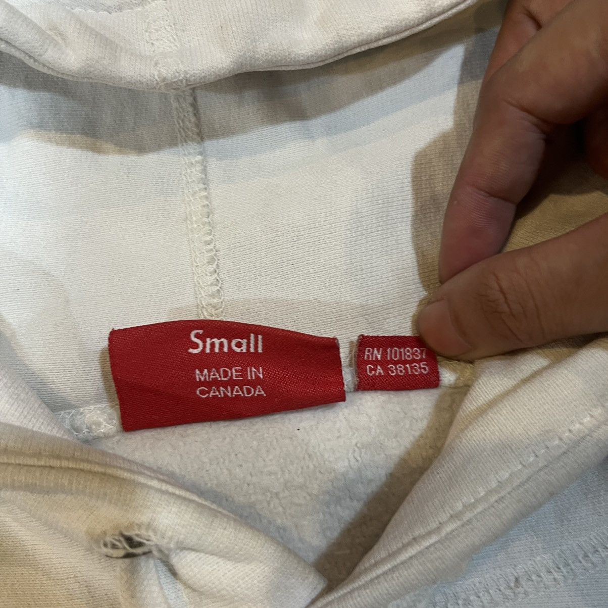 Supreme Supreme Compact Logo Hooded FW2017 Size US S / EU 44-46 / 1 - 5 Thumbnail