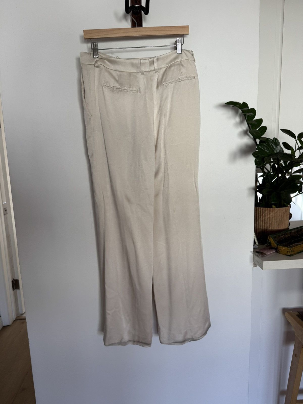 Saint Laurent Paris Viscose Cream Runway trousers Size US 32 / EU 48 - 6 Thumbnail