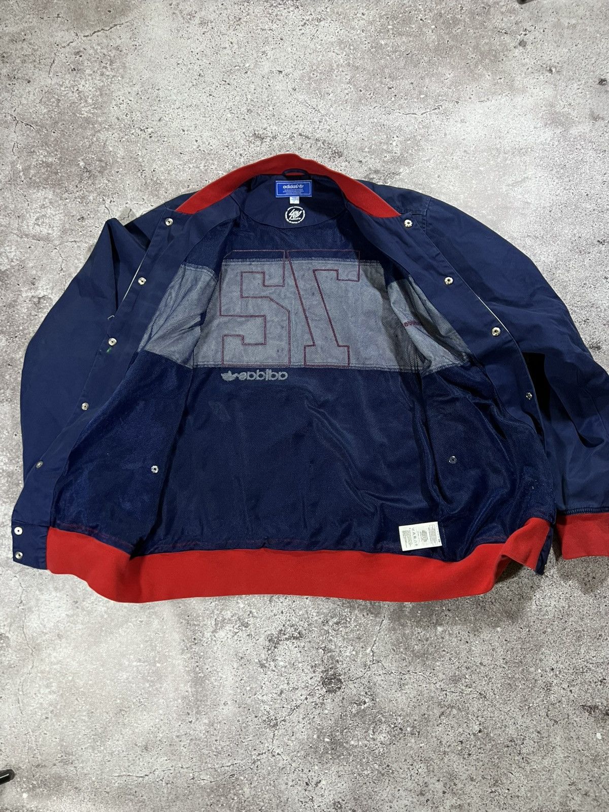 Adidas Vintage Adidas Varsity Bomber Jacket Size US L / EU 52-54 / 3 - 7 Thumbnail