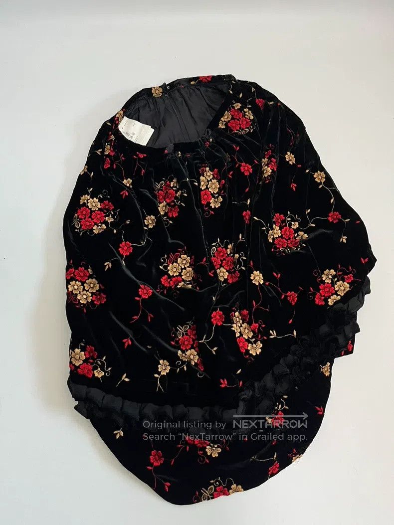 Comme des Garcons Comme des Garcons size M Black Velvet Embroidered Skirt Size 23" - 1 Thumbnail