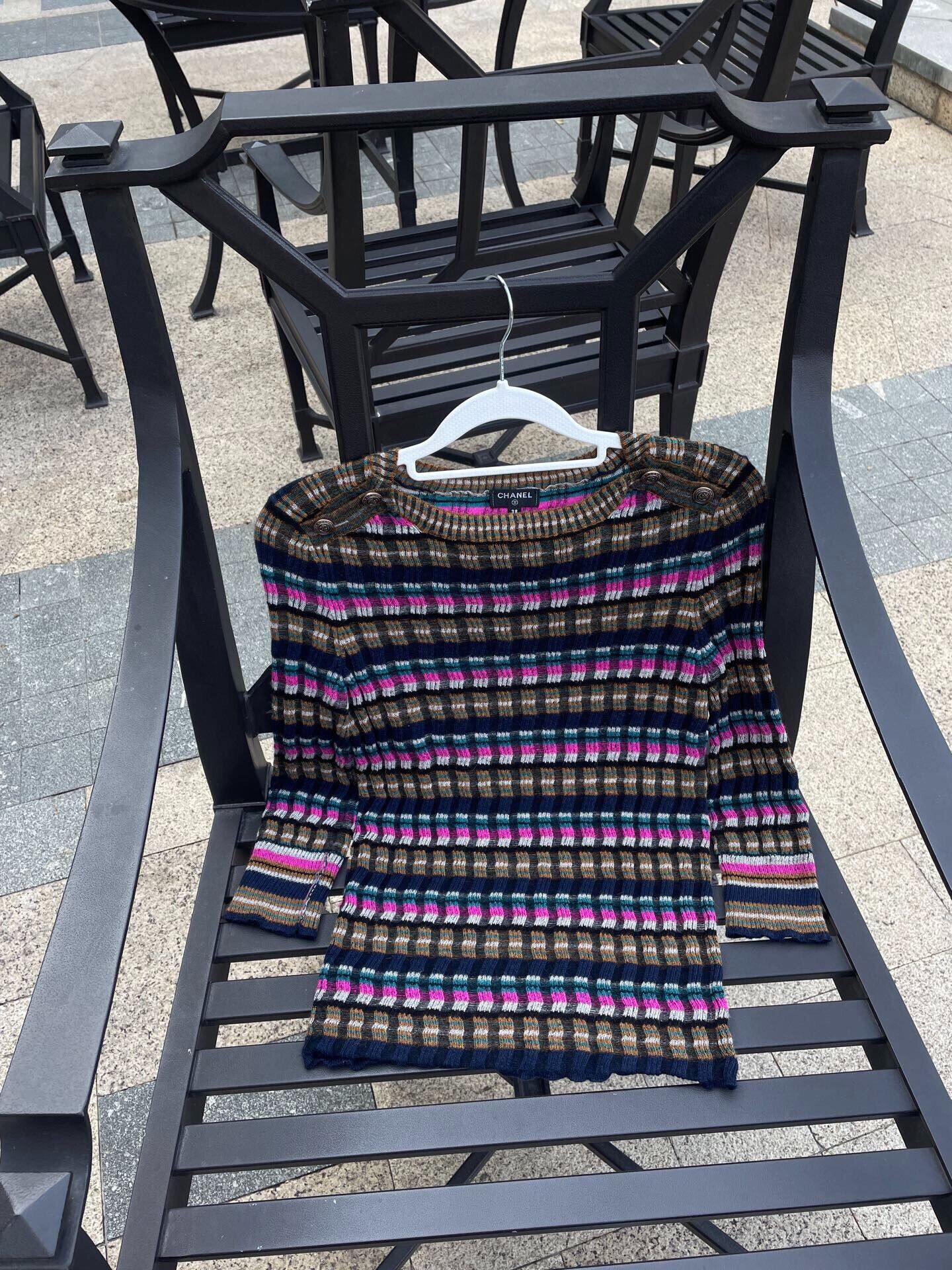 Chanel Chanel Knit Sweater in Striped Design Size XS / US 0-2 / IT 36-38 - 1 Thumbnail