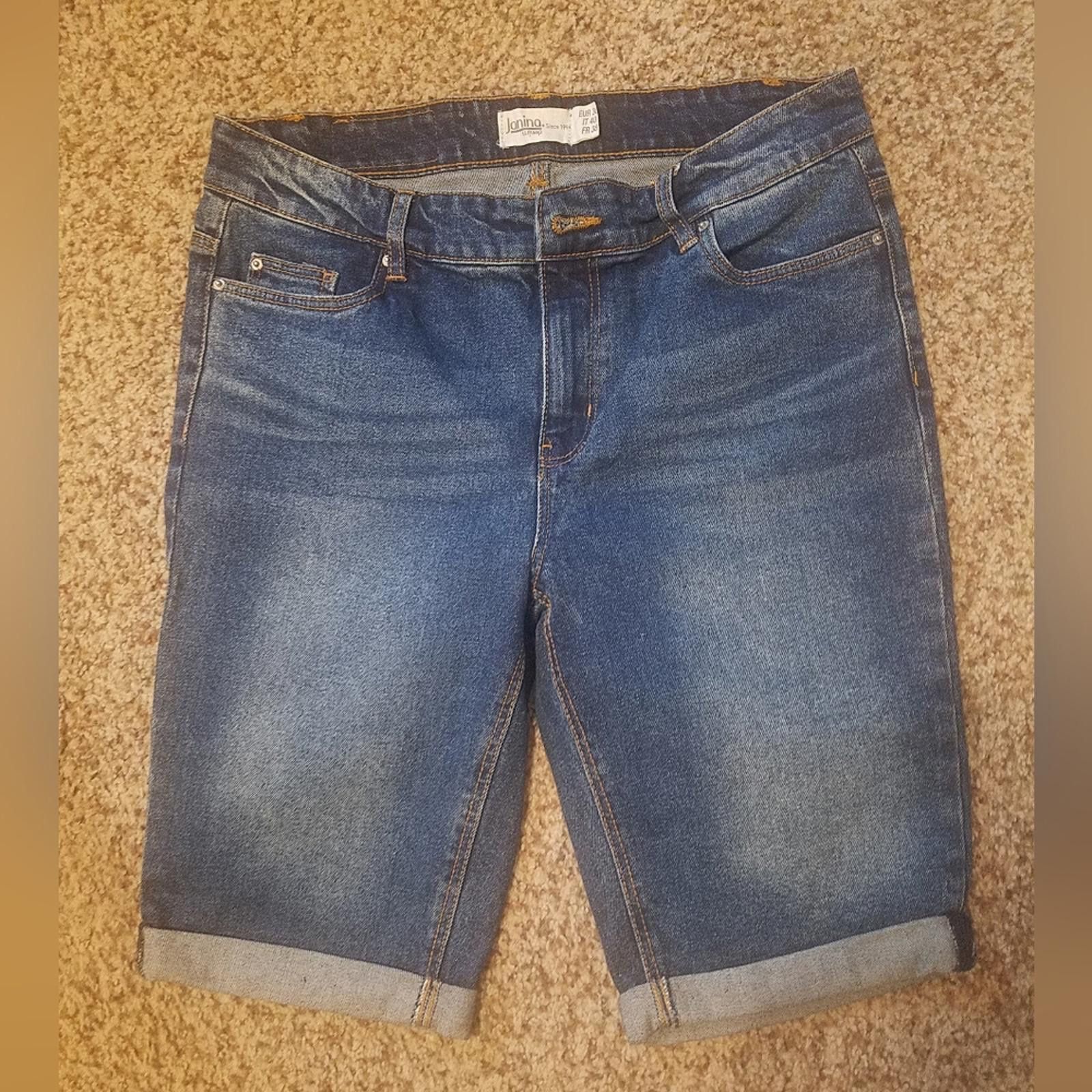 Designer Janina Denim Shorts Size 30 Size 30" / US 8 / IT 44 - 2 Thumbnail