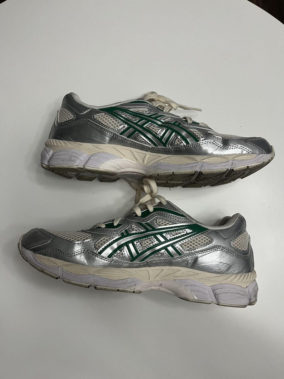 Asics ASICS Gel-NYC Size US 11.5 / EU 44-45 - 2 Thumbnail