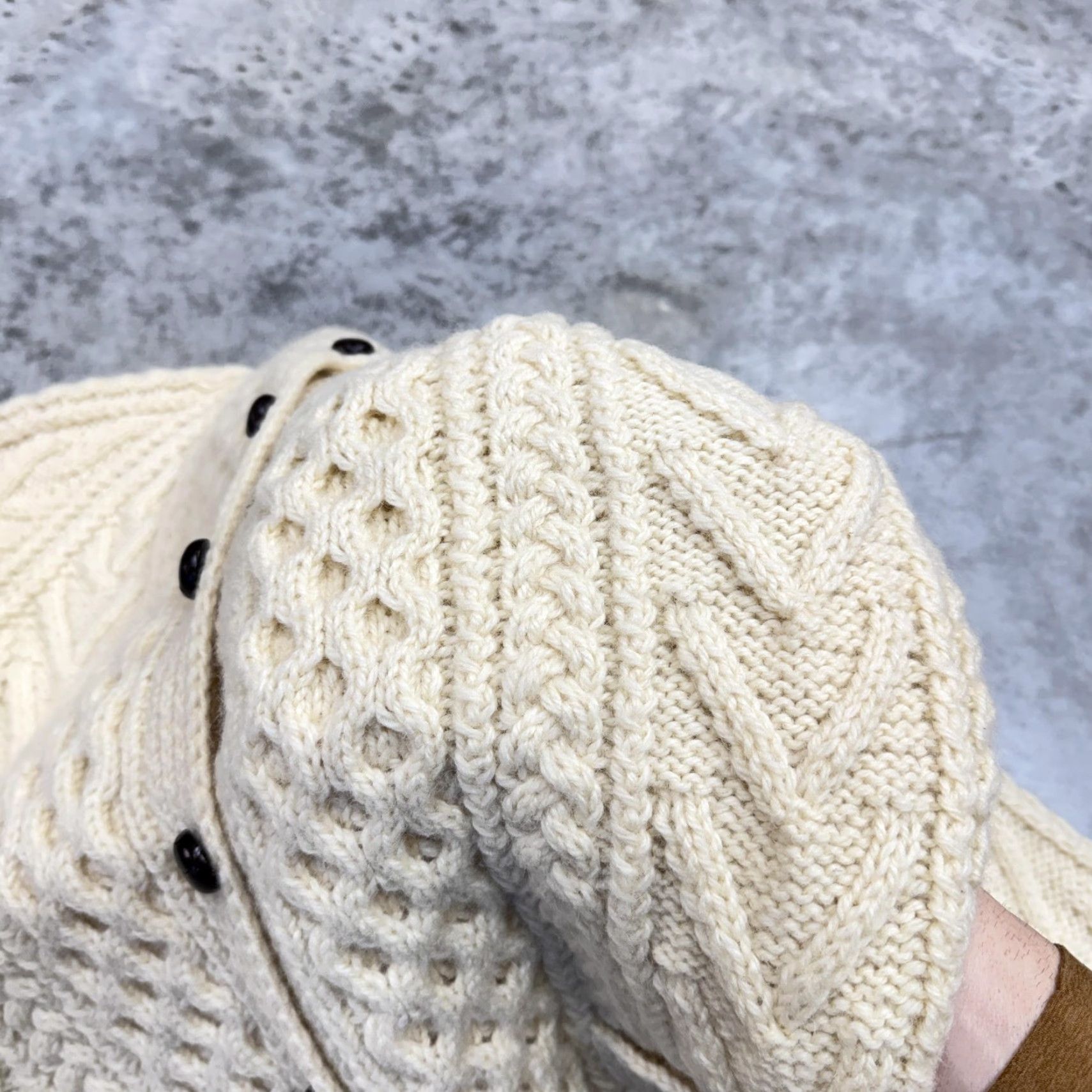 Vintage Connemara Handknits Sweater Cardigan Womens M White Aran Wool Irish Knit Size M / US 6-8 / IT 42-44 - 2 Thumbnail