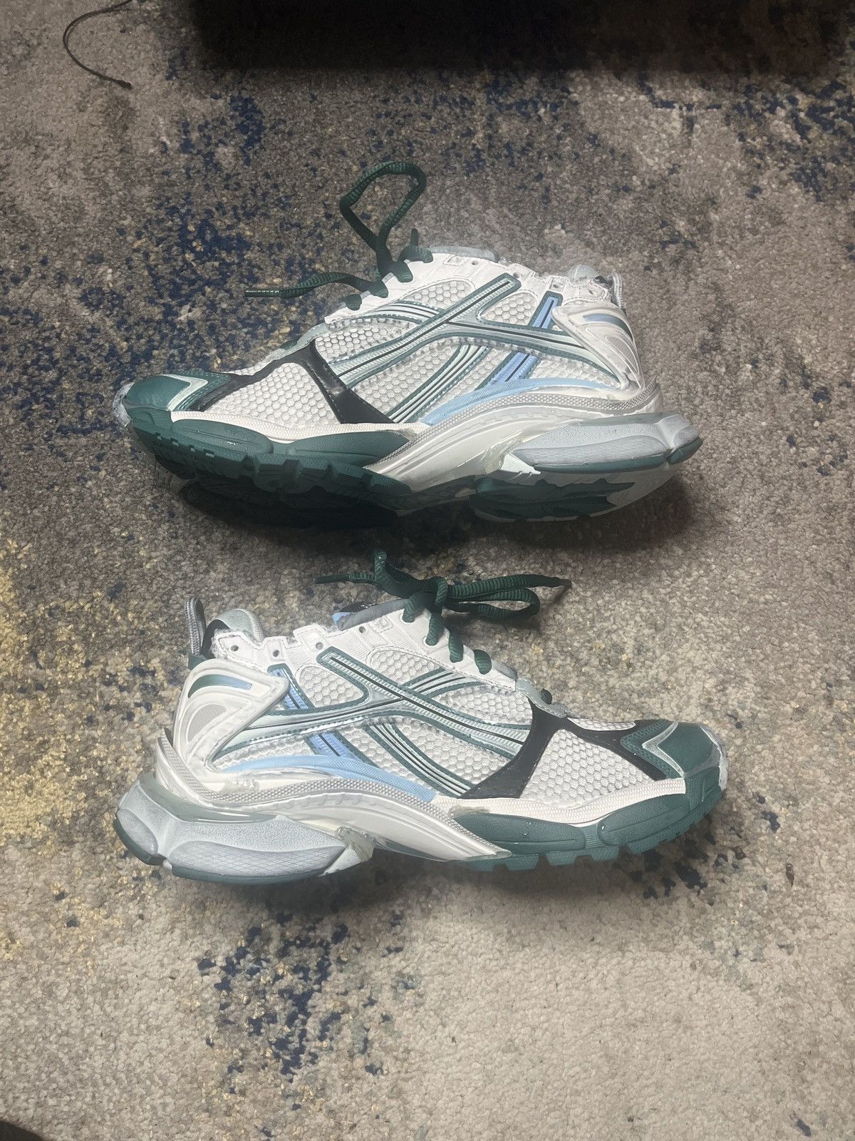 Balenciaga Balenciaga track runner gradients Size US 9 / EU 42 - 2 Thumbnail