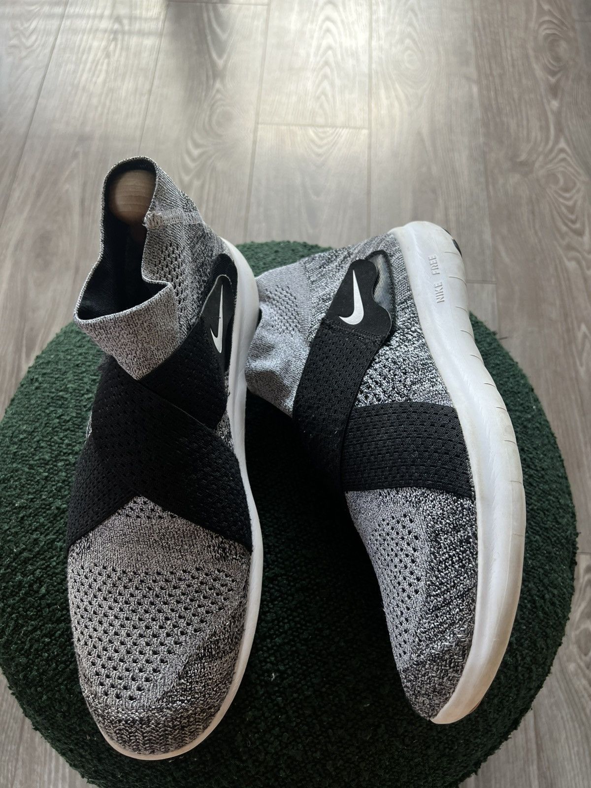 Nike Nike Free Run RN Motion 3.0 Flyknit 2 Fly Gray Sneakers Size US 11 / EU 44 - 12 Thumbnail