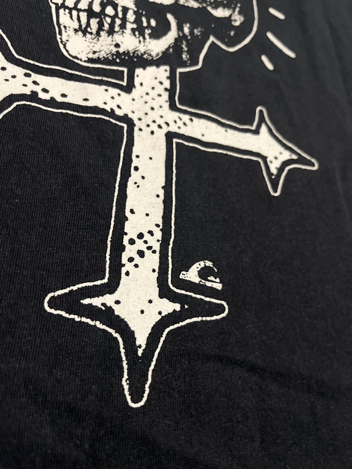 Quiksilver Quiksilver Vintage Skull Snake Cross Graphic T-Shirt Size US XL / EU 56 / 4 - 5 Thumbnail
