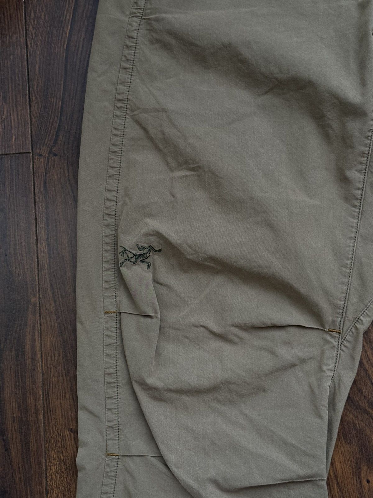 Arc'teryx Arc’teryx Khaki Technical Hiking Pants Men’s Size US 30 / EU 46 - 7 Thumbnail