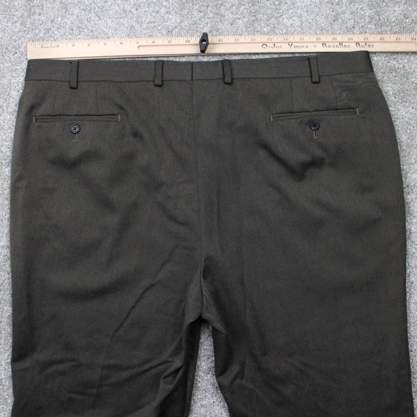 Ralph Lauren LAUREN Ralph Lauren Dress Pants Mens 42x32 Brown Flat Front Polyester/Rayon Dress Pants Mens 42 Brown Regular N/A Size US 42 / EU 58 - 7 Thumbnail
