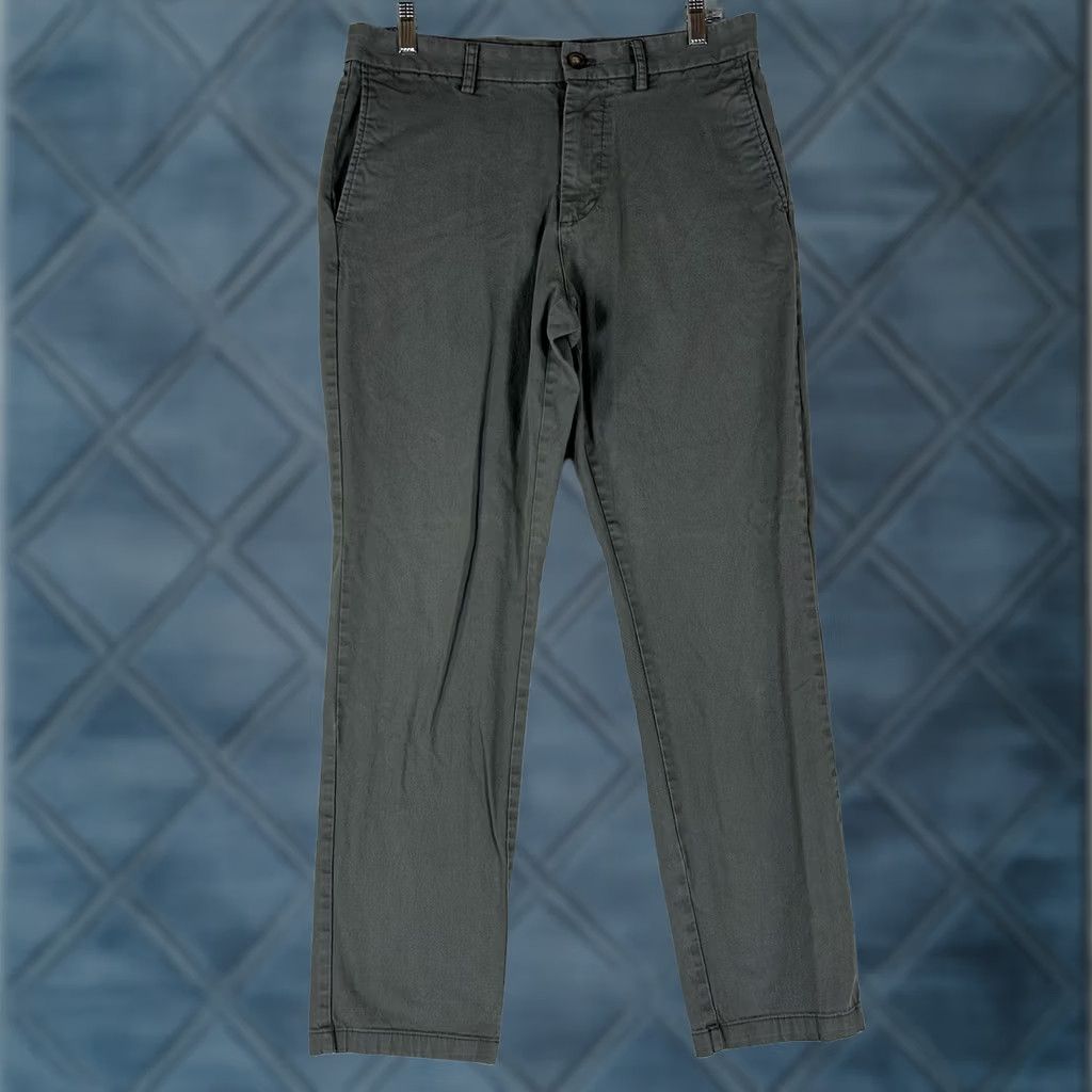 Old Navy Old Navy Chino Pants Mens 32x32 Gray Slim Fit Casual Mid Rise Pants Size US 32 / EU 48 - 1 Thumbnail
