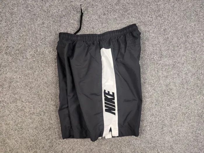 Nike Vintage 90's Nike swoosh Gray Shorts nylon casual Y2K Style Size US 34 / EU 50 - 4 Thumbnail