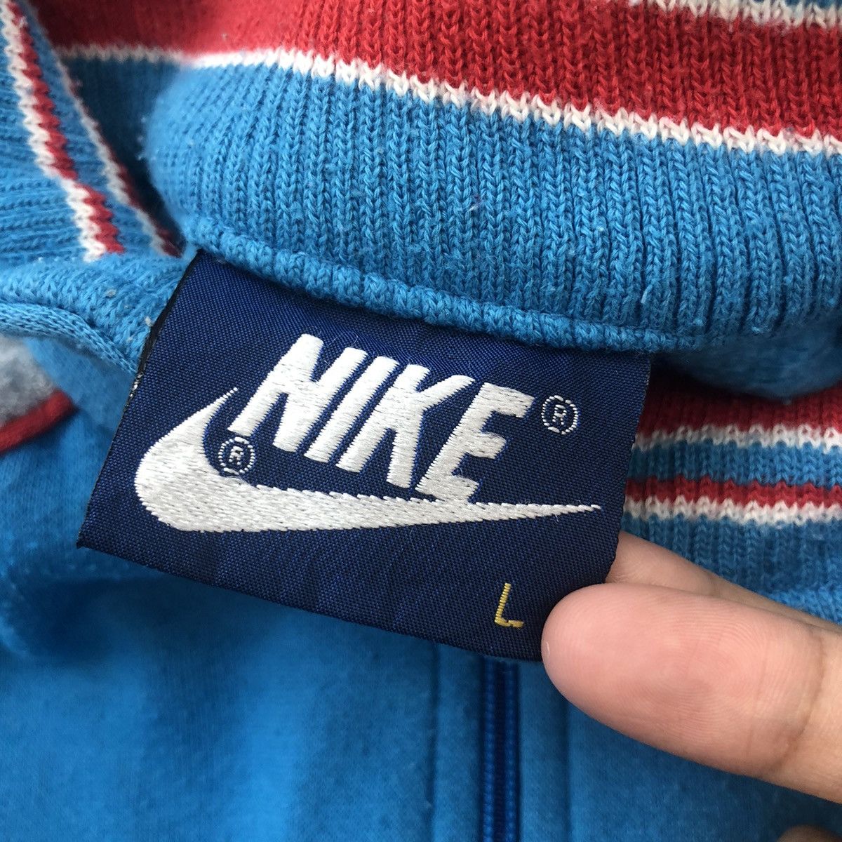 Nike × Vintage Vintage 90s NIKE Blue Tag Sweater Crop Streetwear Size L / US 10 / IT 46 - 5 Thumbnail