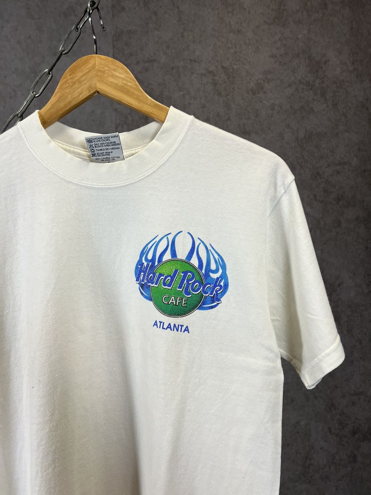 Hard Rock Cafe Hard Rock Cafe Atlanta vintage made in USA tee Size US S / EU 44-46 / 1 - 3 Thumbnail
