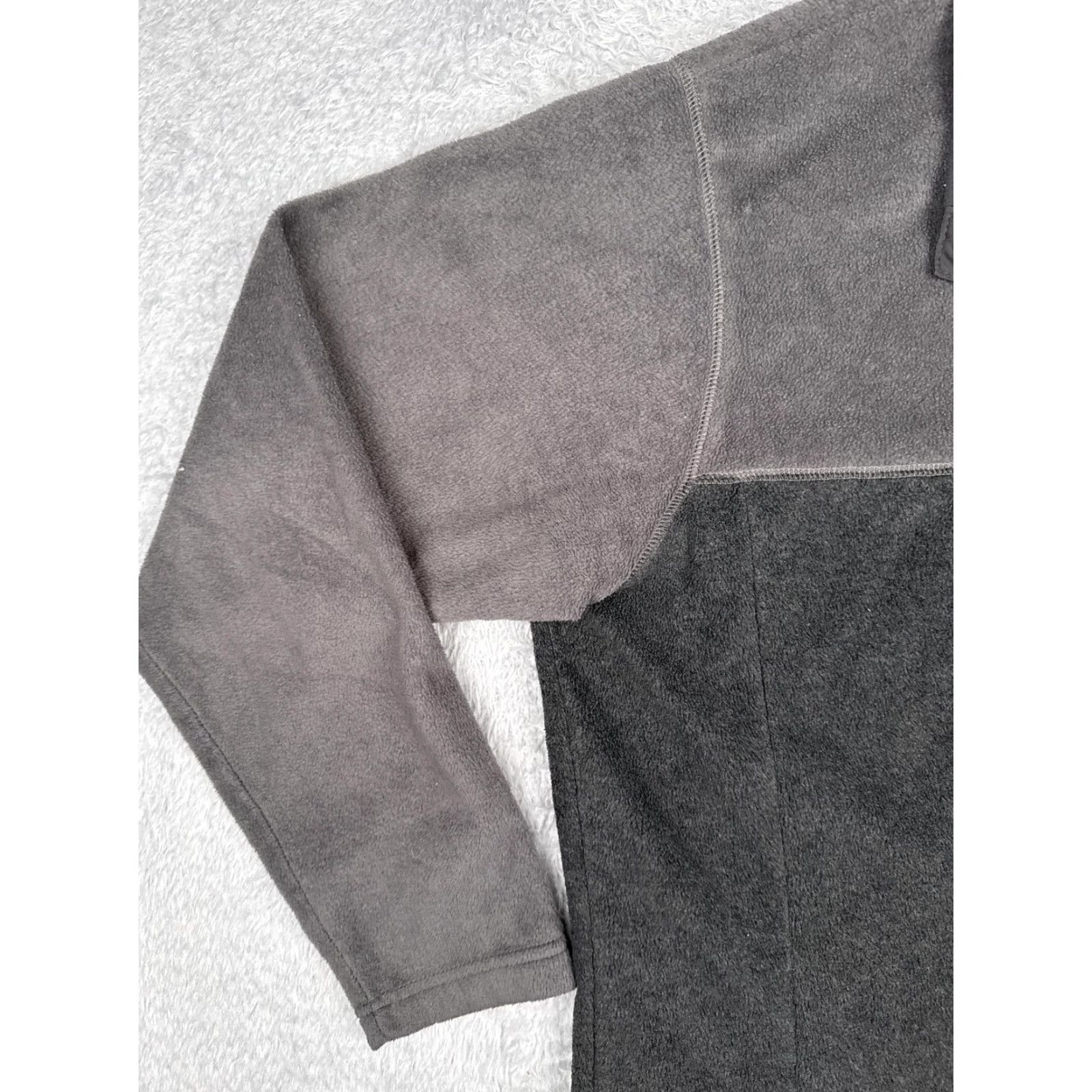 Vintage Columbia Sweatshirt Men 2XL Gray Fleece 1/4 Zip Snap Neck Pullover Outdoor Polyester Shirt Size US XXL / EU 58 / 5 - 3 Thumbnail