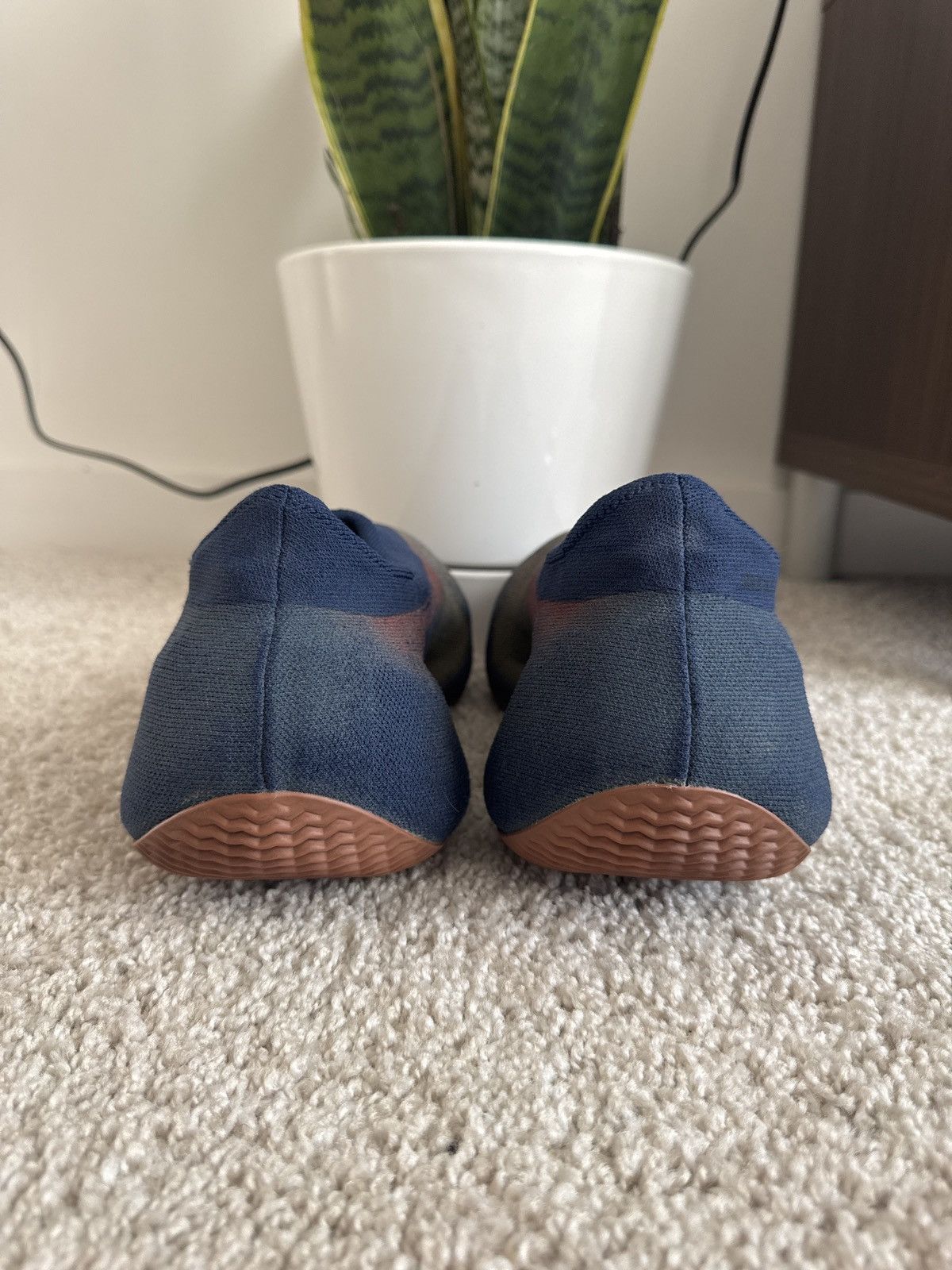 Yeezy adidas Yeezy Knit RNR “Fade Indigo” Size US 9.5 / EU 42-43 - 4 Thumbnail