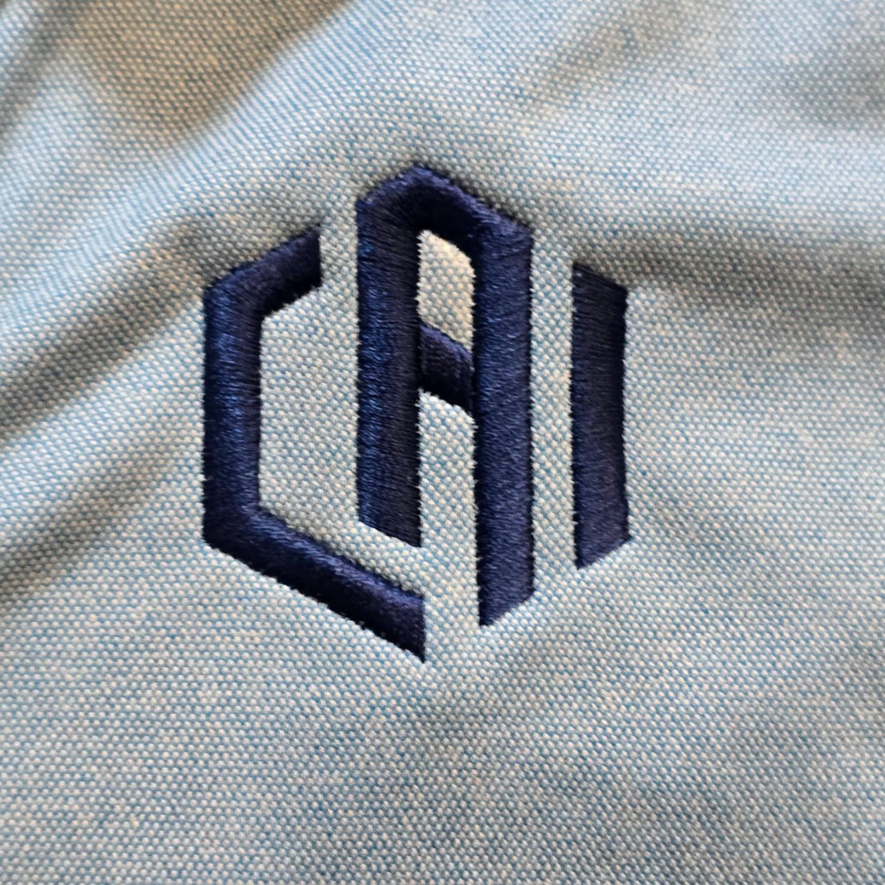 TravisMathew VINTAGE Travis Mathew Top Womens Large Blue Embroidered Monogrammed Performance Size L / US 10 / IT 46 - 4 Thumbnail