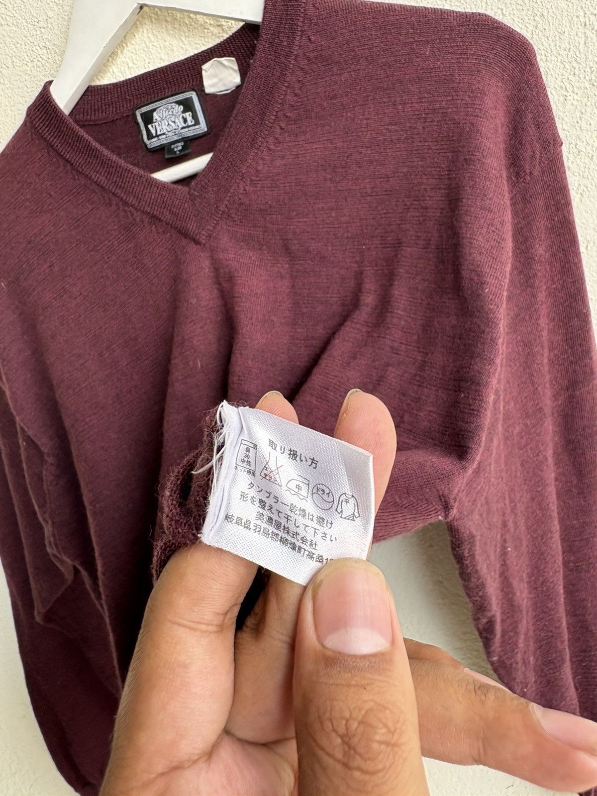 Versace 80s Vintage Versace knit basic red blood Size US S / EU 44-46 / 1 - 7 Thumbnail