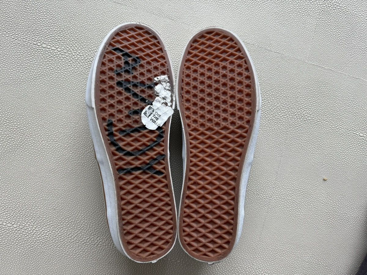 Disney × Vans Toy Story x Vans Authentic ‘Woody’ Size US 9.5 / EU 42-43 - 6 Thumbnail