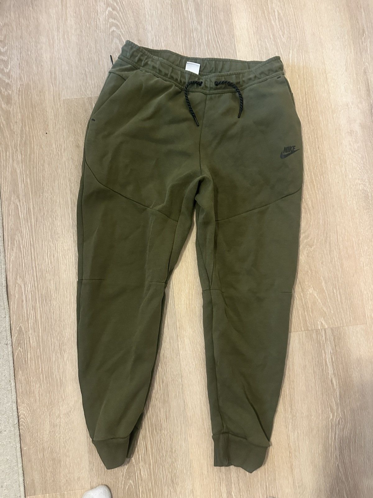 Nike Nike Tech Fleece Sweatpants Size US 34 / EU 50 - 1 Thumbnail
