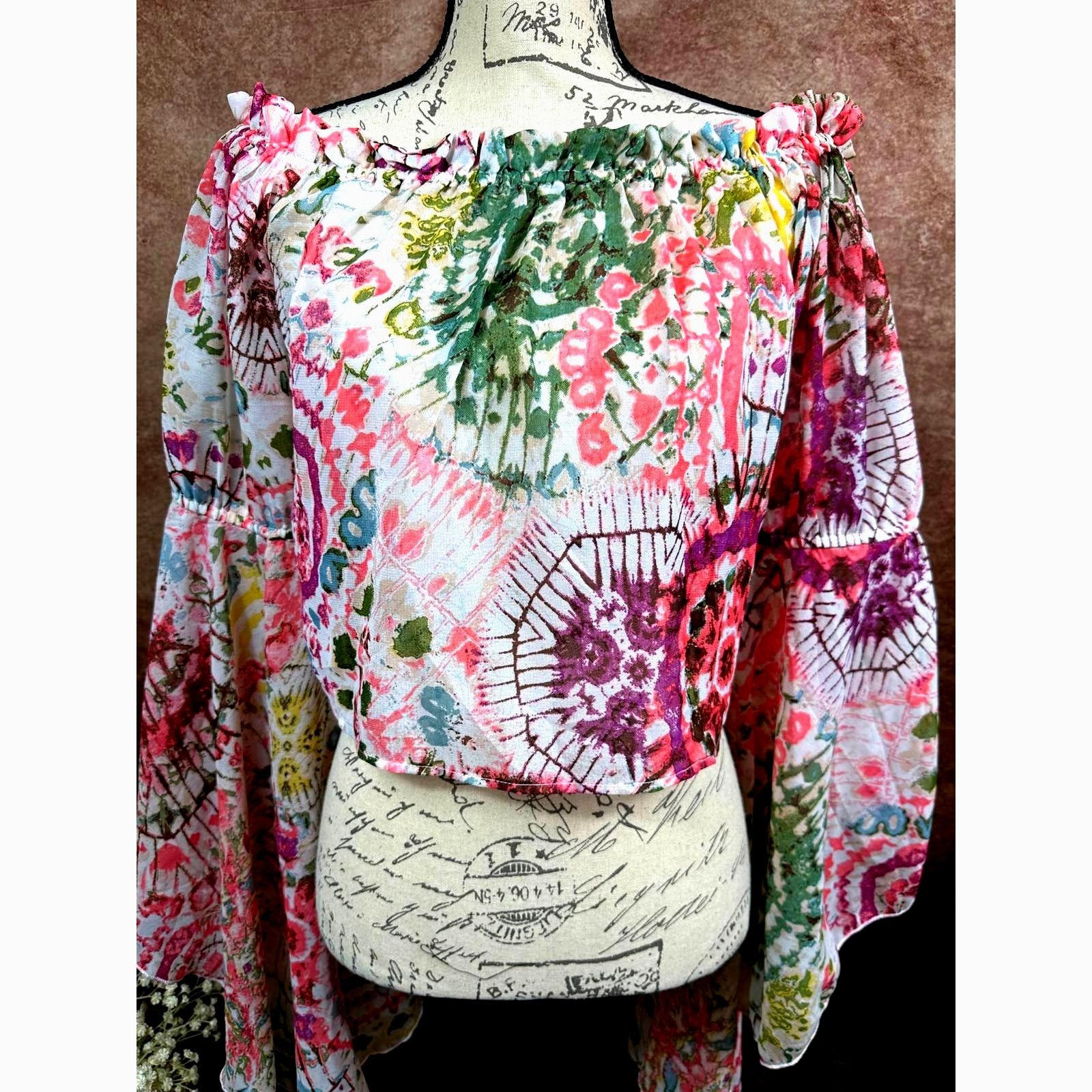Other Live 4 Truth Floral Crop Top with Exaggerated Bell Sleeves S Size S / US 4 / IT 40 - 8 Thumbnail