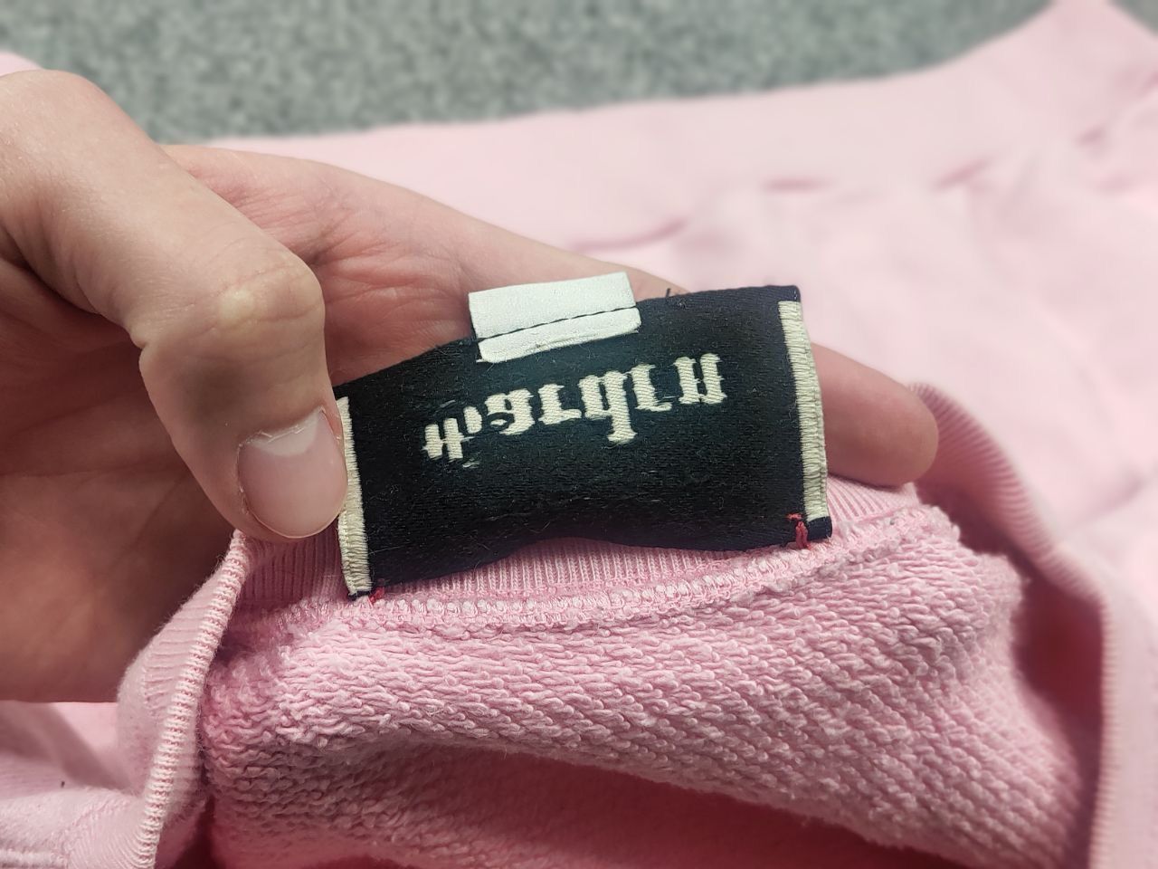 Gucci Gucci Garden Limited Edition Authentic pink sweatshirt eye Size US S / EU 44-46 / 1 - 14 Thumbnail